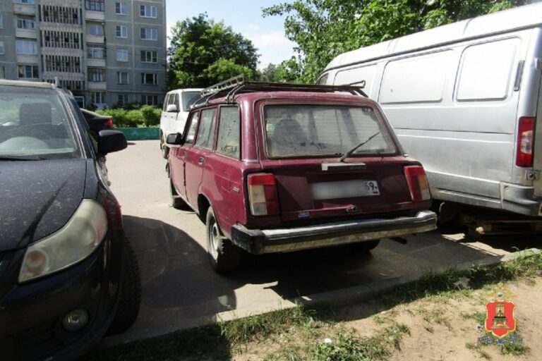 Серийного автомобильного вора задержали в Твери