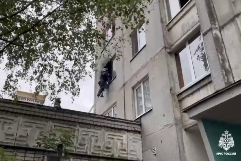 В Твери при пожаре в девятиэтажке эвакуировали 17 жителей
