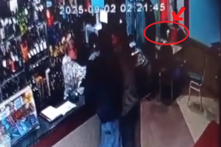 В Тверской области вечер в кафе стал причиной неприятностей для двух мужчин