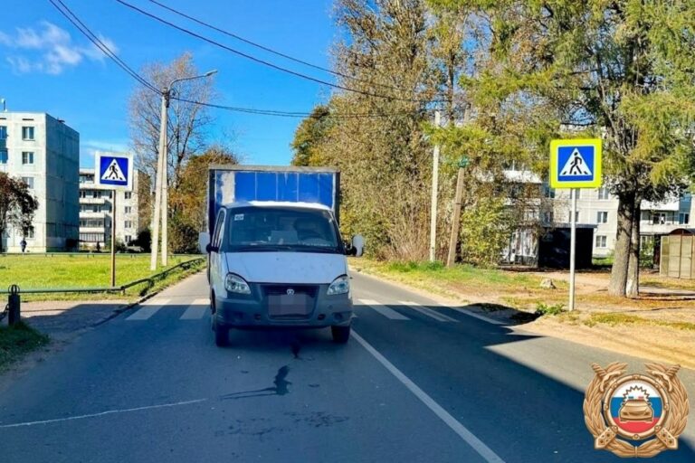 Подростка сбили на переходе в Заволжском районе Твери