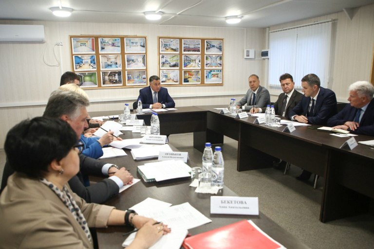 Губернатор Руденя дал поручения по строительству ДОКБ