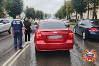 В Тверской области выбежавшая на дорогу пенсионерка попала под колеса машины