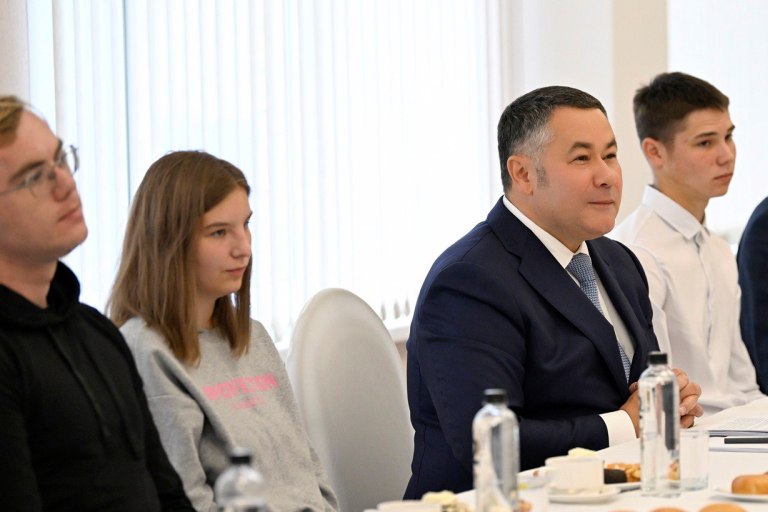 Игорь Руденя провел встречу с молодыми аграриями Тверской области