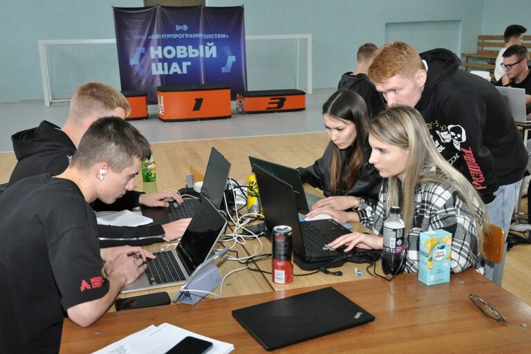 Определены победители III чемпионата Тверской области по спортивному программированию