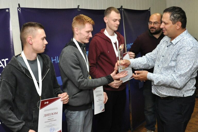 Определены победители III чемпионата Тверской области по спортивному программированию