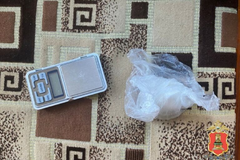Уроженца Северного Кавказа задержали с наркотиками в Тверской области