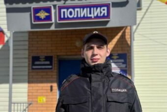 Тверской полицейский разыскал семейную пару, заблудившуюся в лесу