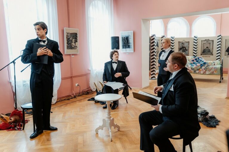 В Твери открылась выставка «Герои Салтыкова-Щедрина глазами советских художников»