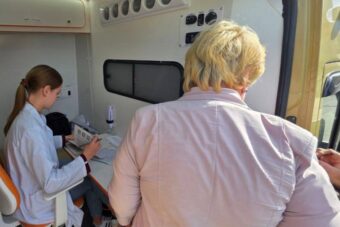 Жители Твери смогут вакцинироваться от гриппа, не приходя в поликлинику
