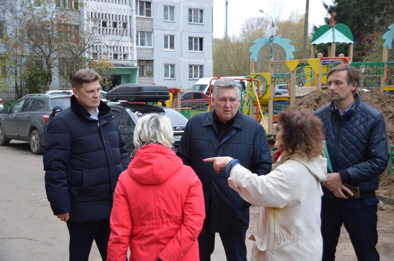В Твери на деньги резервного фонда ликвидируют разрывы теплосетей