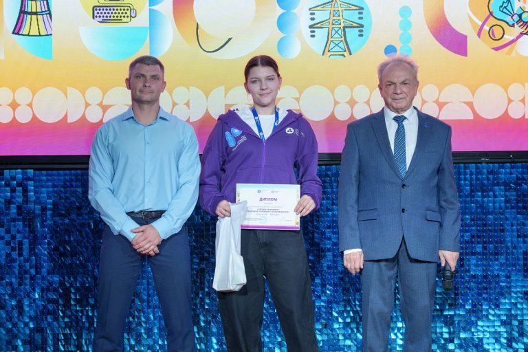 75 школьников из 19 муниципалитетов Тверской области стали участниками II регионального профориентационного фестиваля «Энергия науки» в Удомле