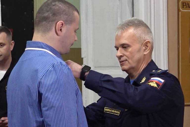 Раненым участникам СВО и медперсоналу госпиталя в Твери вручены госнаграды