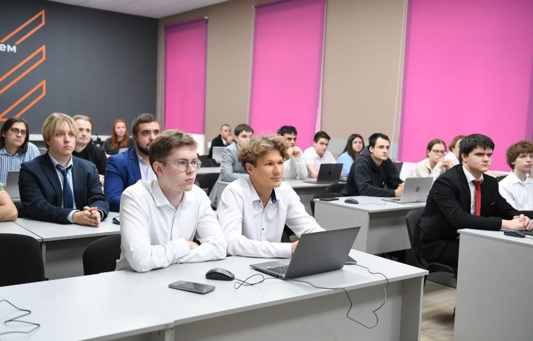 Тверскую область посетил министр науки и высшего образования Валерий Фальков
