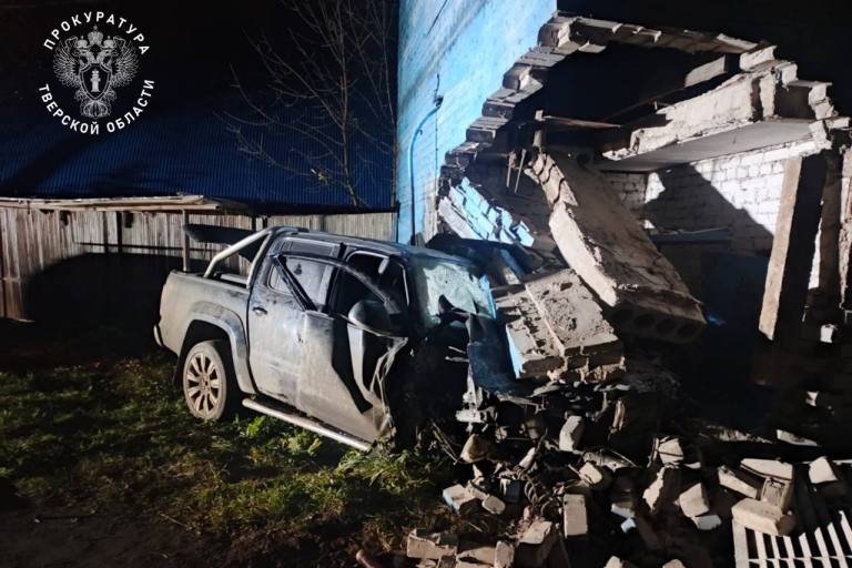 В Тверской области два человека погибли в ДТП по вине пьяного водителя
