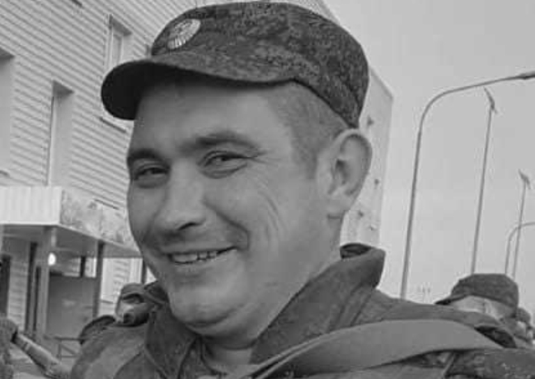 В Тверской области проводят в последний путь бойца, погибшего на СВО
