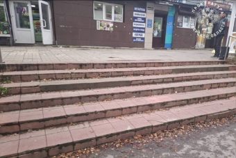 Отремонтирован лестничный спуск, на котором травмировалась жительница Тверской области Отремонтирован лестничный спуск, на котором травмировалась жительница Тверской области