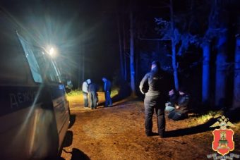 Мужчин с наркотиком задержали в поселке под Тверью
