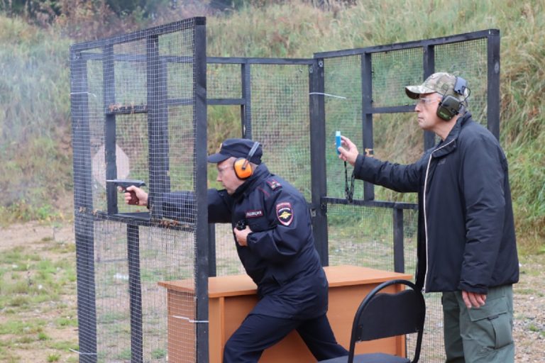 Представители силовых ведомств состязались в стрельбе в Тверской области