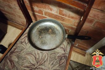 Сковородка стала орудием преступления в Тверской области