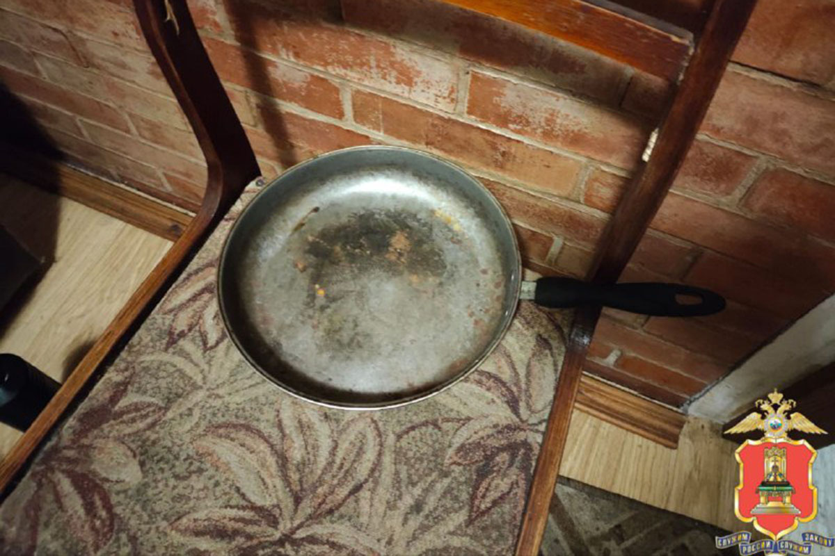 Сковородка стала орудием преступления в Тверской области