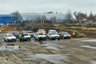 В Твери состоялись соревнования по автокроссу В Твери состоялись соревнования по автокроссу