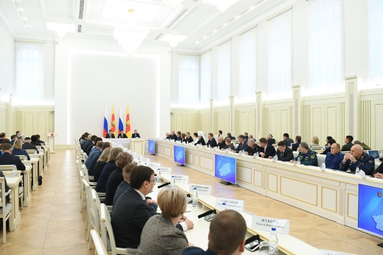 Новый глава Тверской области Виталий Королев официально представлен региональному Правительству