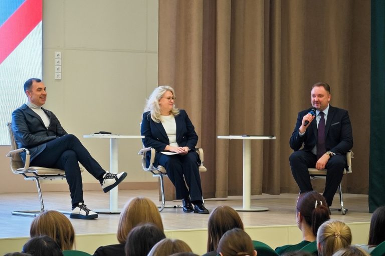 В Твери прошел первый региональный форум «Школа молодых педагогов».