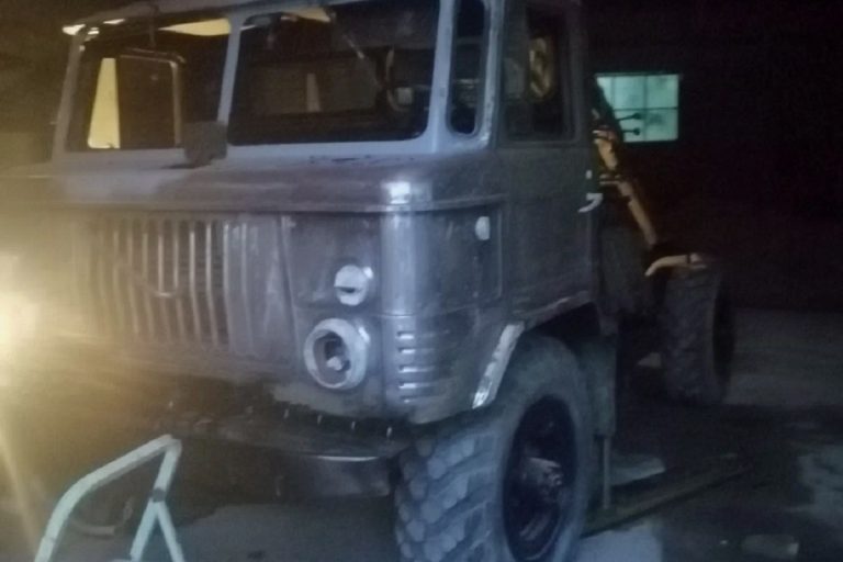 Водитель старого грузовика из Тверской области обрек себя на "голодную" жизнь после ДТП с Range Rover