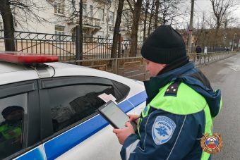 Жительница Твери ездила с поддельным водительским удостоверением