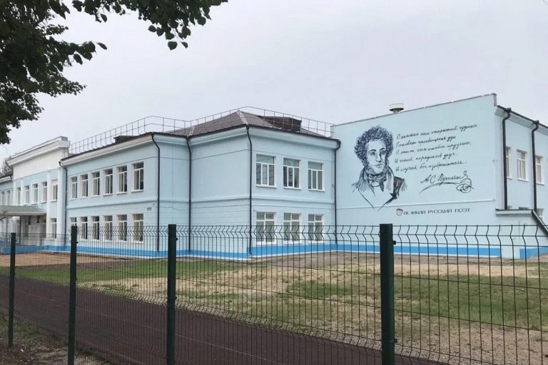 В Тверской области 26 школ участвуют в патриотическом проекте «Лица Героев»