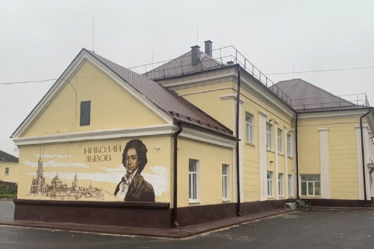 В Тверской области 26 школ участвуют в патриотическом проекте «Лица Героев»