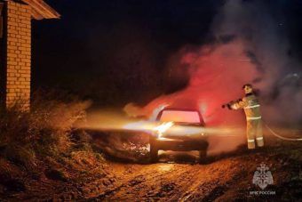 В Тверской области сгорел дотла автомобиль В Тверской области сгорел дотла автомобиль