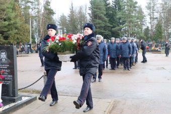 В Твери почтили память сотрудников полиции, погибших при исполнении служебного долга
