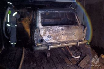 Мужчина погиб при пожаре в гараже в Твери