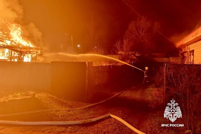 Жилой дом сгорел в Тверской области