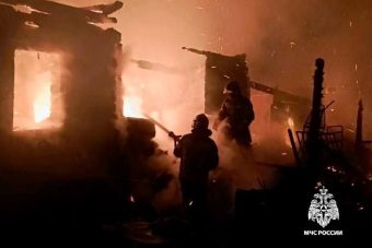 Жилой дом полыхал в Тверской области