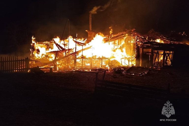 Мужчина пострадал во время пожара в Тверской области