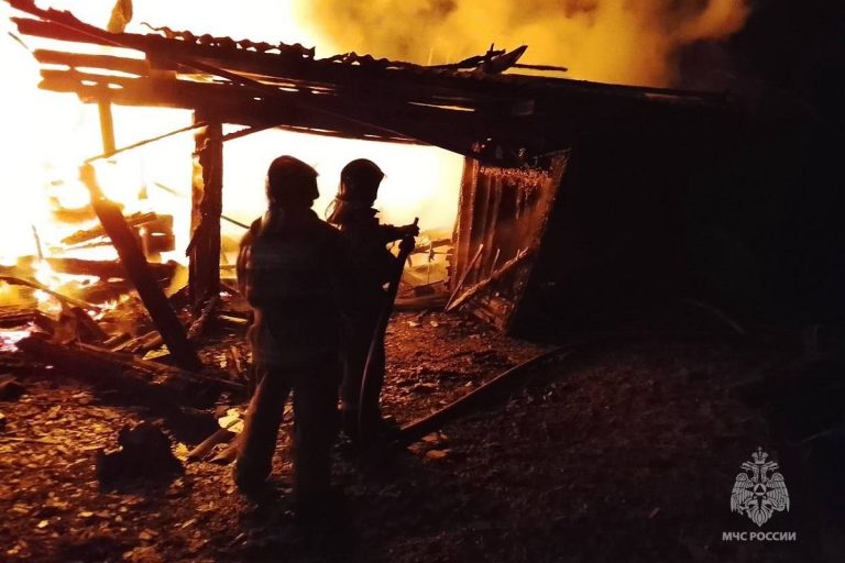 Мужчина пострадал во время пожара в Тверской области