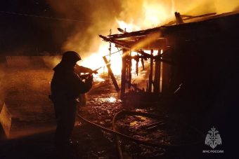 Мужчина пострадал во время пожара в Тверской области