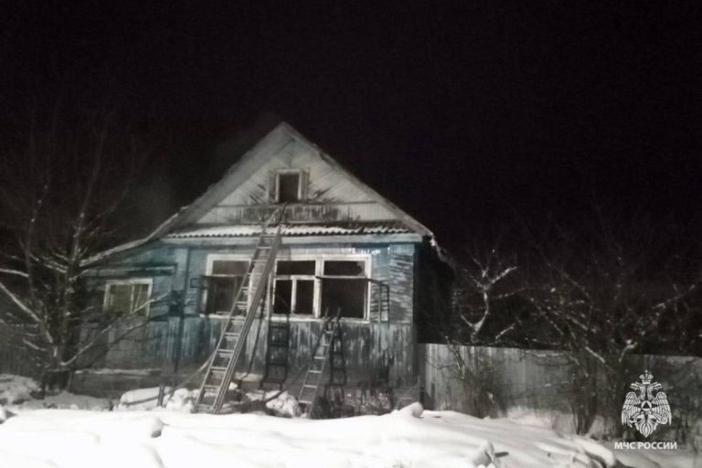 Мужчина погиб при пожаре в Тверской области