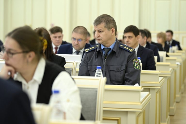 Врио Губернатора Виталий Королев провел первое заседание Правительства Тверской области