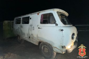 Двое жителей Тверской области разобрали стену строения ради кражи Двое жителей Тверской области разобрали стену строения ради кражи