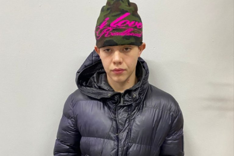 Тверские полицейские задержали 19-летнего пособника телефонных мошенников