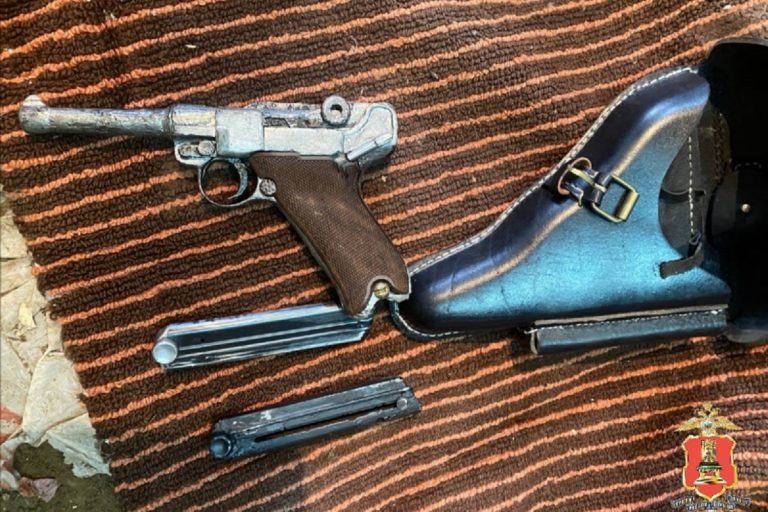 Житель Тверской области хранил целый арсенал оружия и боеприпасов