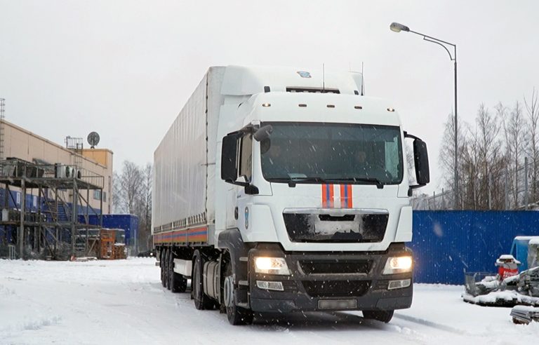 Из Твери в Бердянск к Новому году отправили сладкий груз