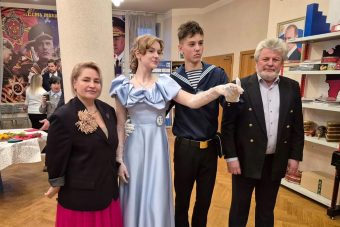 Тверские школьники завоевали победу на новогоднем межрегиональном кадетско-юнармейском балу в Москве