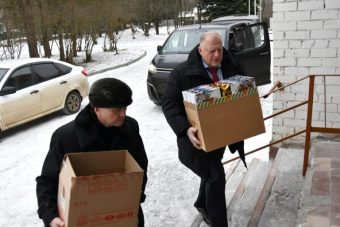 Депутаты Заксобрания исполнили новогодние мечты ребят из Тверской области