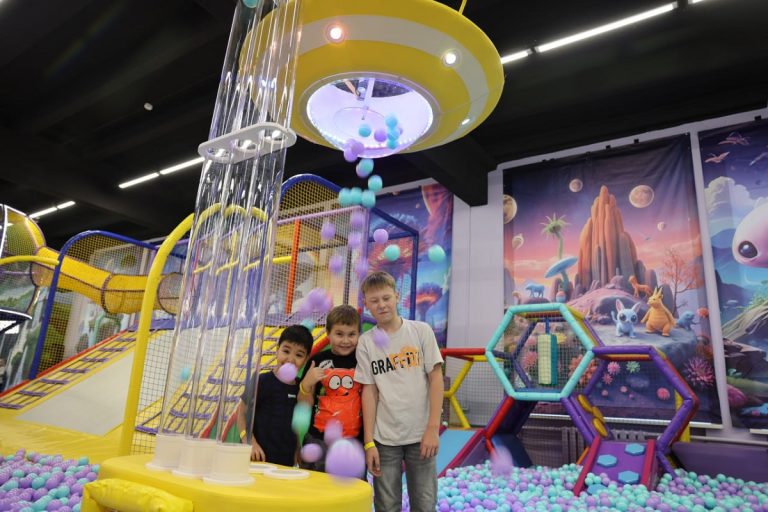 «Галактика» - первый в Твери семейный развлекательный РестоПарк