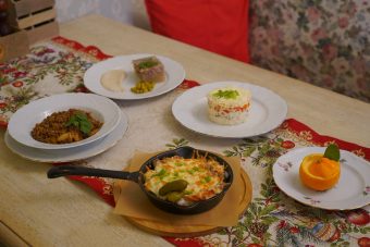 Вкус праздника и зимнего уюта: кафе «Манилов» представляет сезонные новинки, банкетные блюда и запускает доставку Вкус праздника и зимнего уюта: кафе «Манилов» представляет сезонные новинки, банкетные блюда и запускает доставку