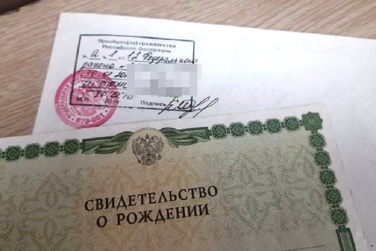 Новорожденным предлагают присваивать статус гражданина России еще в роддоме